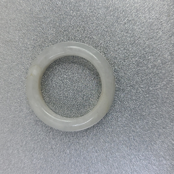 Ring Size 6 White Creme Jadeite Jade Band Simple Style Unisex Gift Everyday - Picture 4 of 6